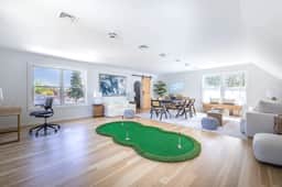 Walnut Beach Luxury House - Image 3