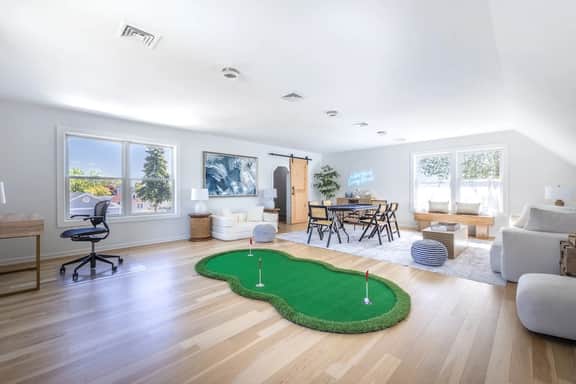 Walnut Beach Luxury House - Image 3